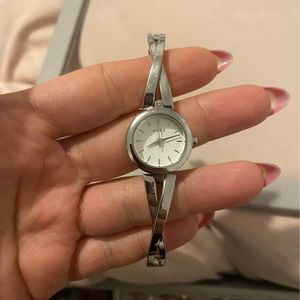 Dkny minimalist watch used excellent condition